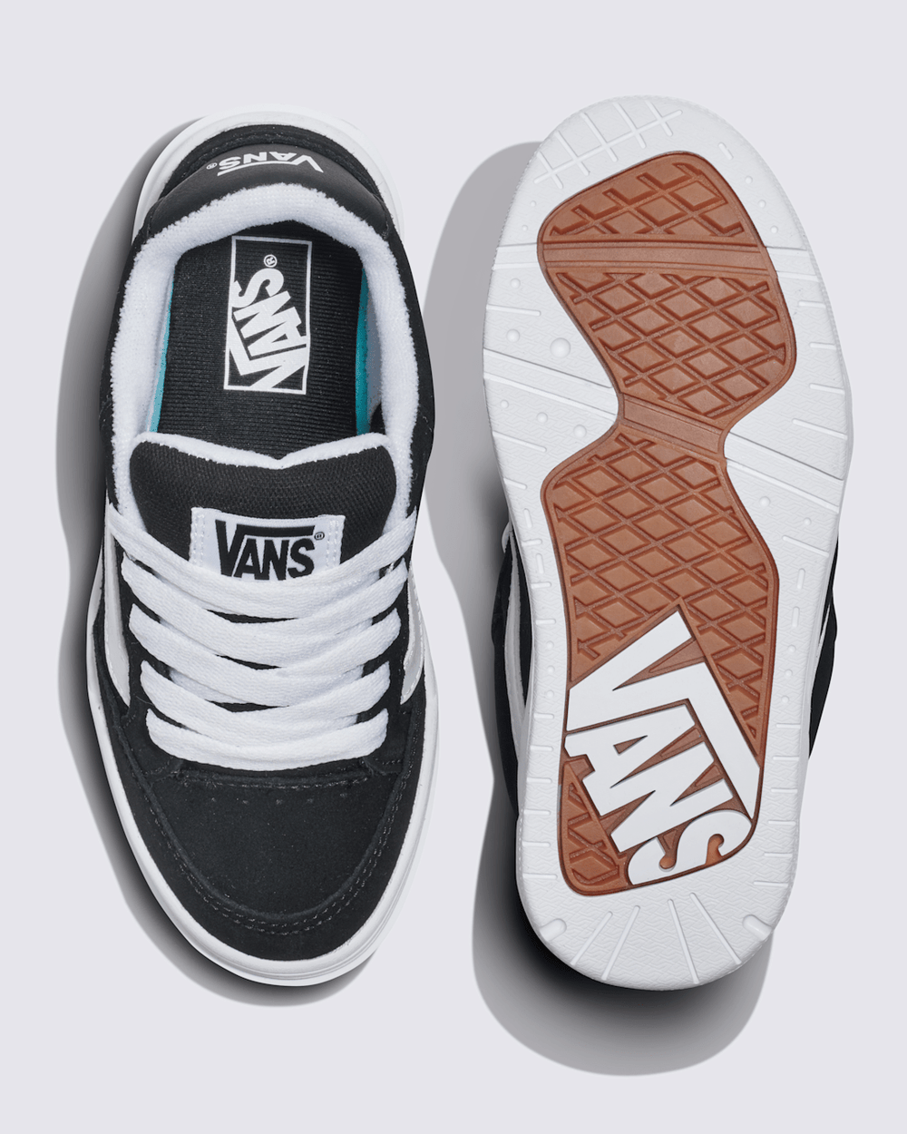 Little Kids Hylane Shoe in Black / White | Vans online