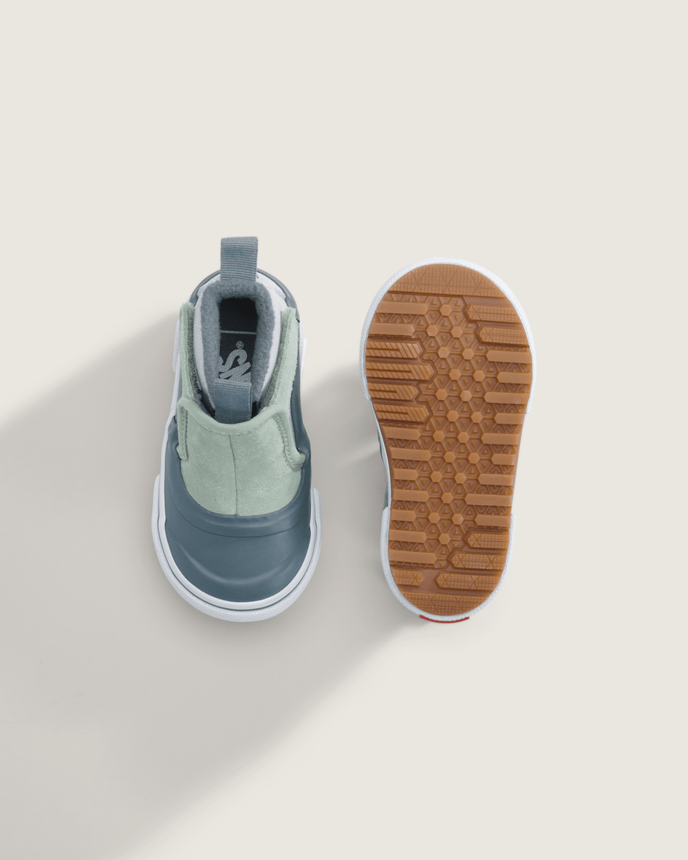 Toddler Slip-On Hi Terrain V Boot in Green | Vans outlet