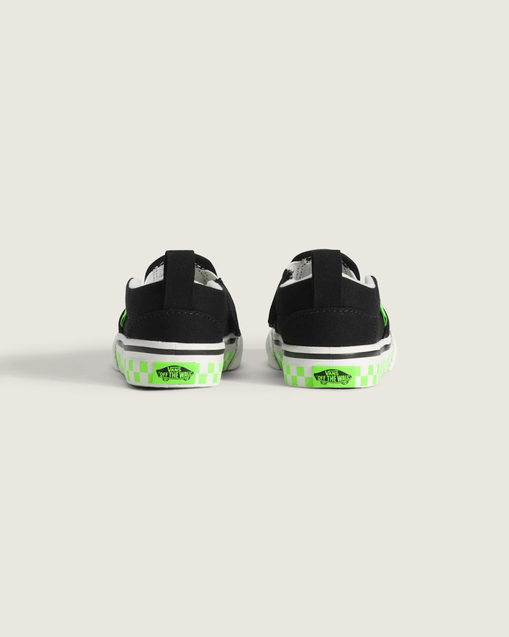 Toddler Classic Slip-On V Shoe in Glow-in-the-Dark Black / Green Gecko | Vans discount