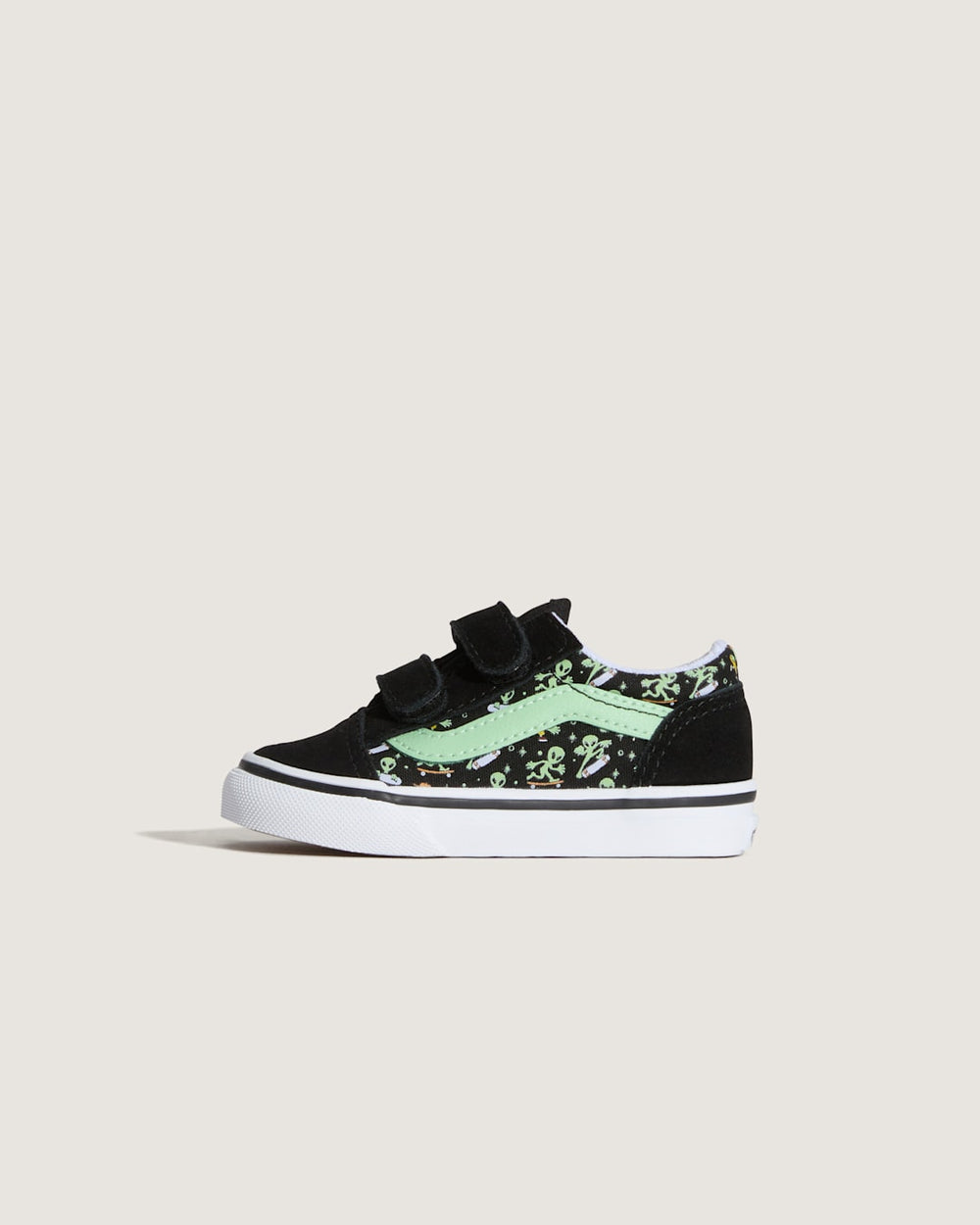 Toddler Old Skool V Shoe in Black / Green | Vans sale