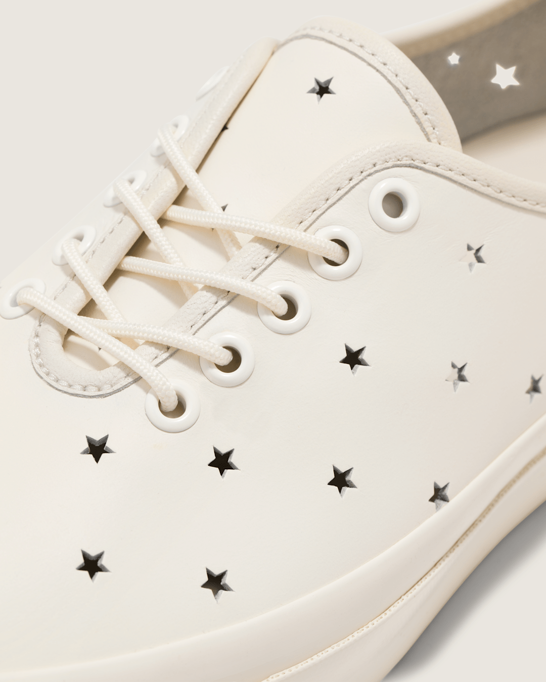 OTW One Piece Authentic Vibram in Star Egret | Vans outlet