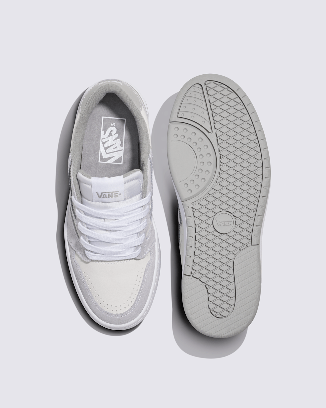 Lowland 2.0 Shoe in Grey / Beige | Vans sale
