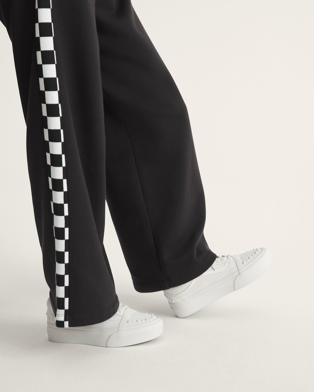 Old Skool Platform Shoe in Marshmallow White | Vans on sale