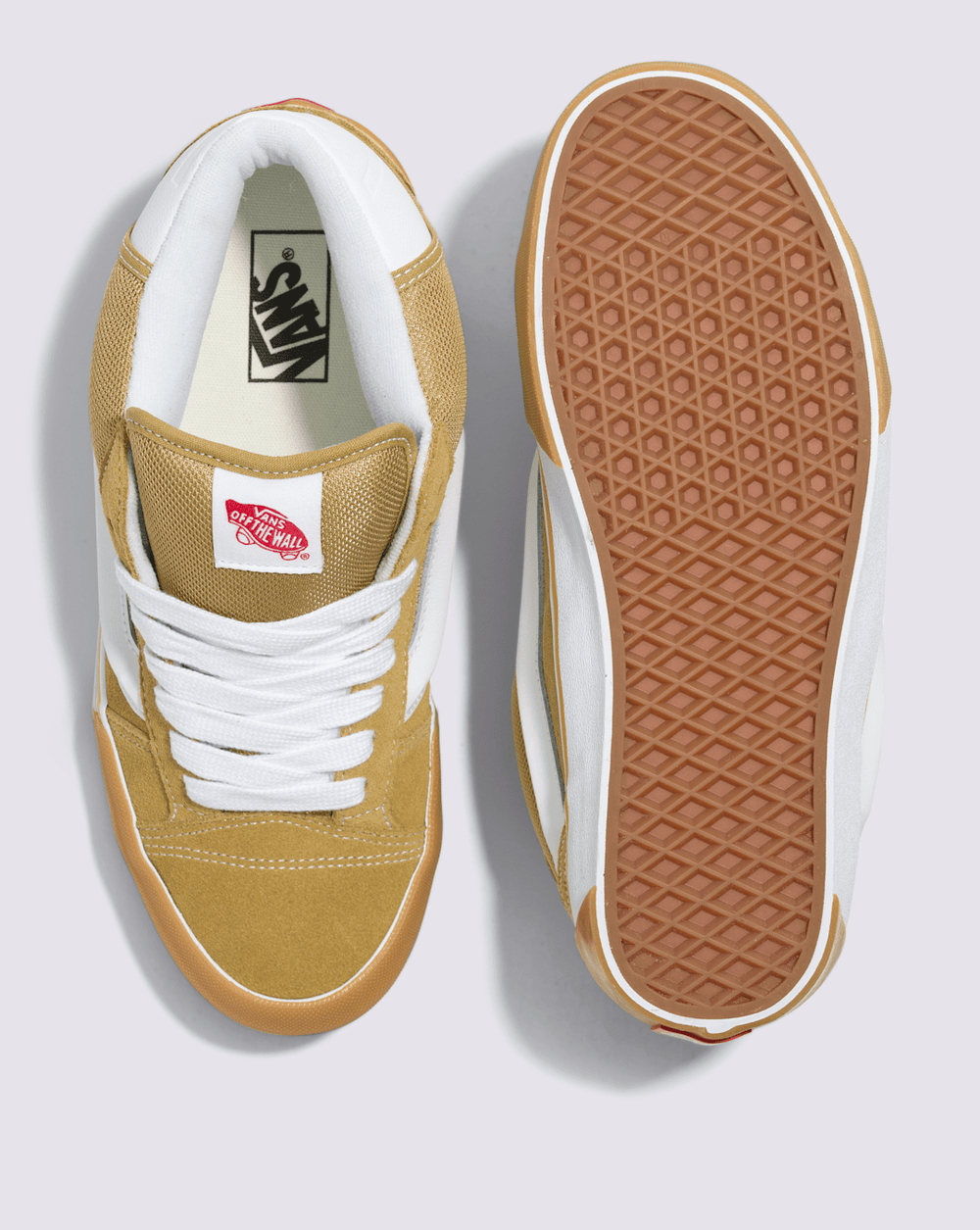Knu Mid Shoe in Khaki Brown / Gum | Vans online